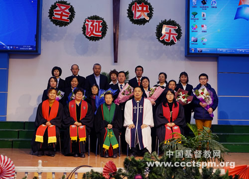 敦化市基督教两会举行辞旧迎新礼拜.jpg