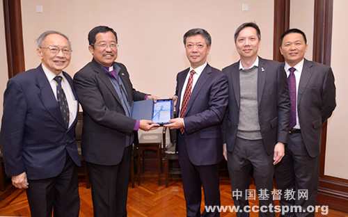 新加坡教会牧者代表团访问中国基督教两会1.jpg