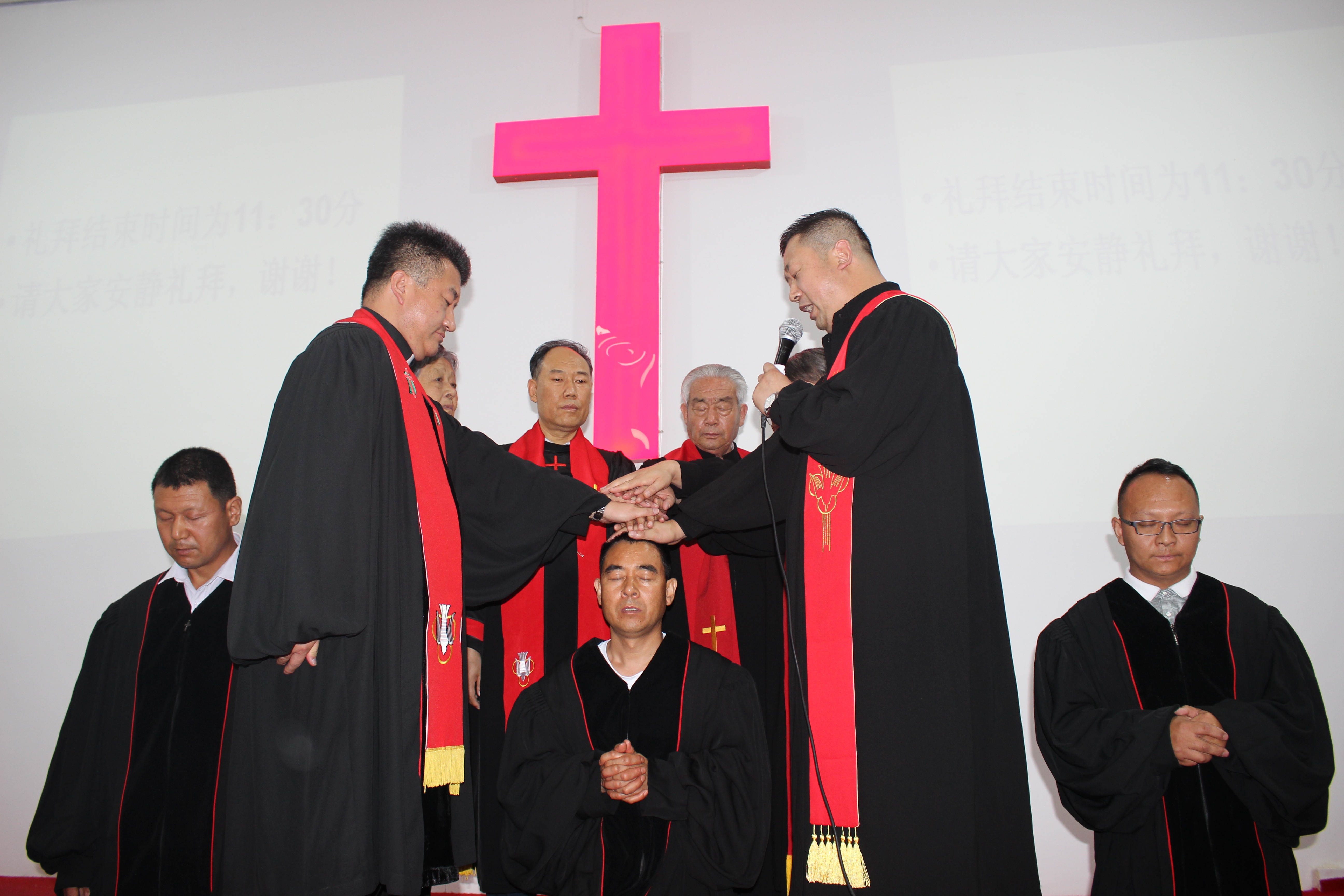 Gansu CC Ordains One Pastor and Three Elders