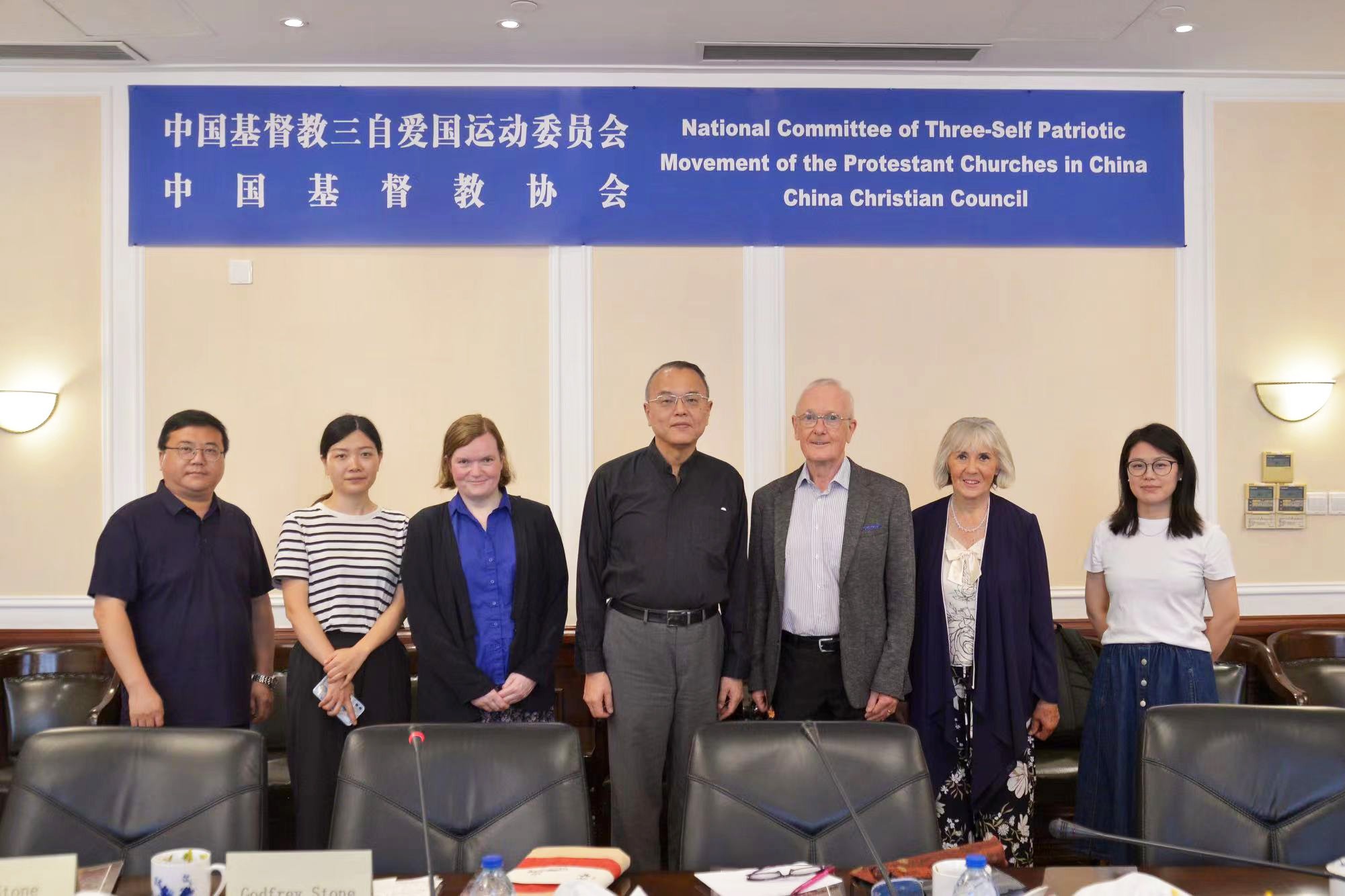 Rev. Shen Xuebin Receives Friends of the Church in China